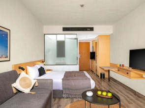 Creek Hotel and Residences El Gouna