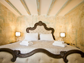 Plaza Marchi Old Town - MAG Quaint & Elegant Boutique Hotels
