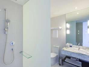 Holiday Inn Express Bangkok Siam by IHG