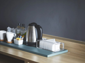 Theorie Hotel Sukhumvit 107 by SLH