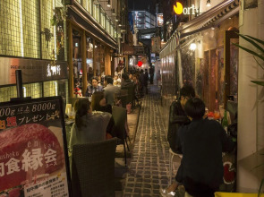 Eins Inn Umedahigashi