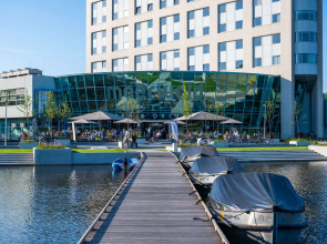 Flonk Hotel Groningen Zuid, BW Signature Collection