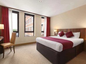 Ramada Hounslow - Heathrow East