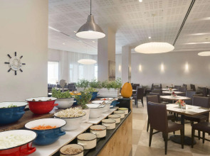 Ramada Hotel & Suites by Wyndham Netanya
