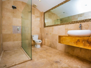 Capital O Cancun International Airport 24/7