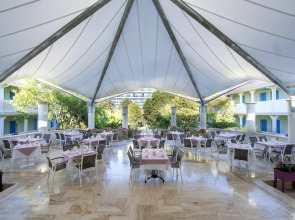 Flora Garden Ephesus Hotel Kusadasiot