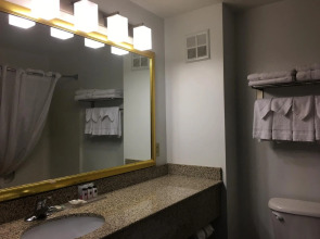 Country Inn & Suites by Radisson, Camp Springs (Andrews Air Force Base), MD