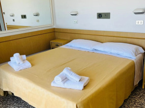 Hotel Columbia Frontemare