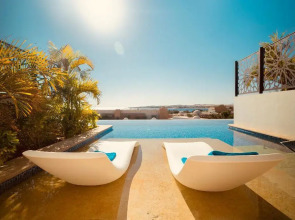 Fort Arabesque Resort, Spa & Villas