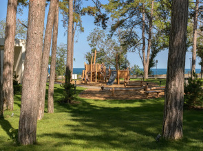 Ensana Aquahouse Health Spa Hotel