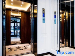 Xana Lite Heihe Russian Commodity Street Central Pedestrian Street