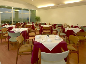 Luna Esperança Centro Hotel