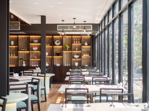 Manhattan Pattaya Hotel