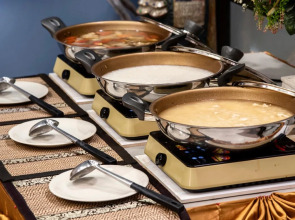 Ayothaya Riverside Hotel Ayutthaya