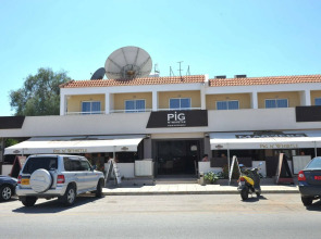 Captain Karas Holiday Apartments