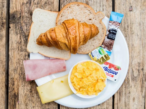 Jorplace Beach Hostel