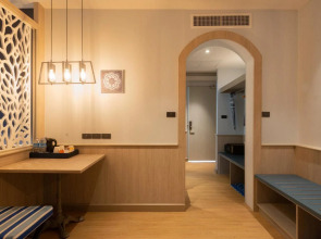 Seabed Grand Hotel Phuket