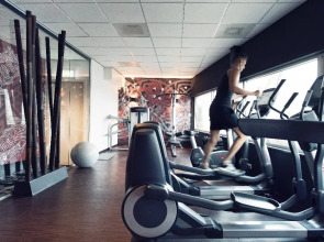 Haven Hotel Rotterdam, Curio Collection by Hilton