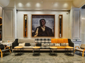 Alpina Eclectic Hotel