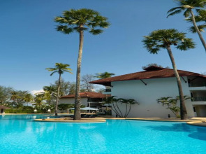 Курортный отель Amora Beach Resort Phuket