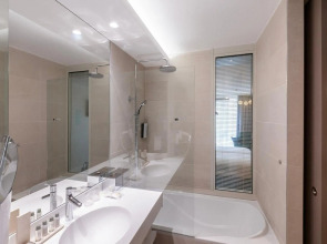 voco Strasbourg Centre The Garden by IHG