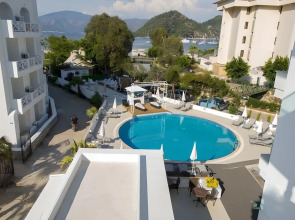 Supreme Beach - Adults Only