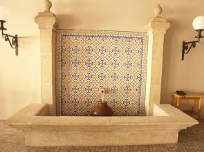 Hotel Rainha D. Amelia, Arts & Leisure