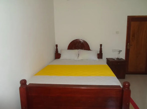 Amada Lake View Homestay