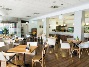 Отель Sweet Hotel Renasa