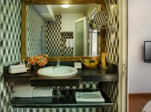 Singita Classy Boutique Hotel