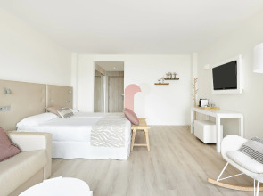 Iberostar Waves Cala Millor -Adults Only