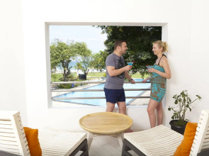 Trinco Blu by Cinnamon