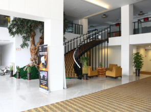 FX Inn Shanghai North Bund