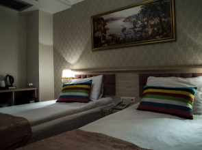 Отель Sultans Royal