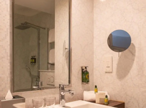 Le Parisis Paris Tour Eiffel