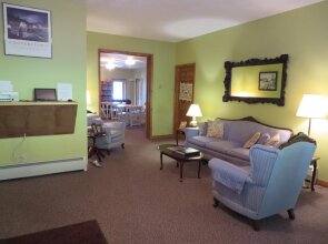 Bayside Inn & Marina