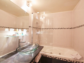 Relais Hotel Du Vieux Paris