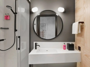 Отель Moxy Kaunas