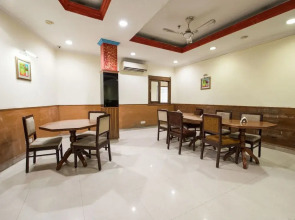 Hotel Hanuwant Palace