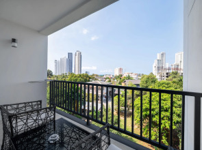 Manhattan Pattaya Hotel