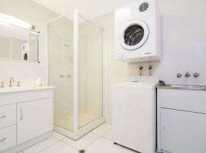 Port Douglas Outrigger Holiday Apartments