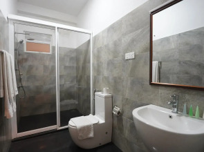 Randiya Sea View Hotel