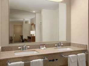 Howard Johnson Resort Sanya Bay