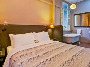 The Henry Hotel Manila