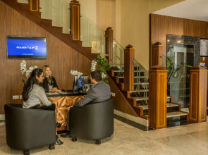 Golden Tulip Headington Ruwi