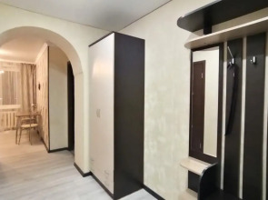 Две Подушки на улице Дуки 25