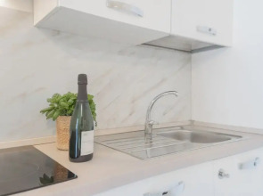 Luce Apartment by Rent all Como