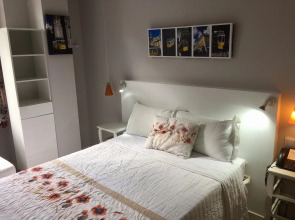 Golden Tram 242 Lisbonne Hostel