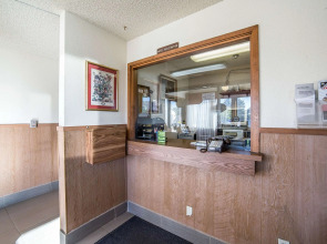 Rodeway Inn Cheyenne I-80 East