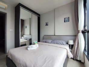 Many Holiday The Base Condo